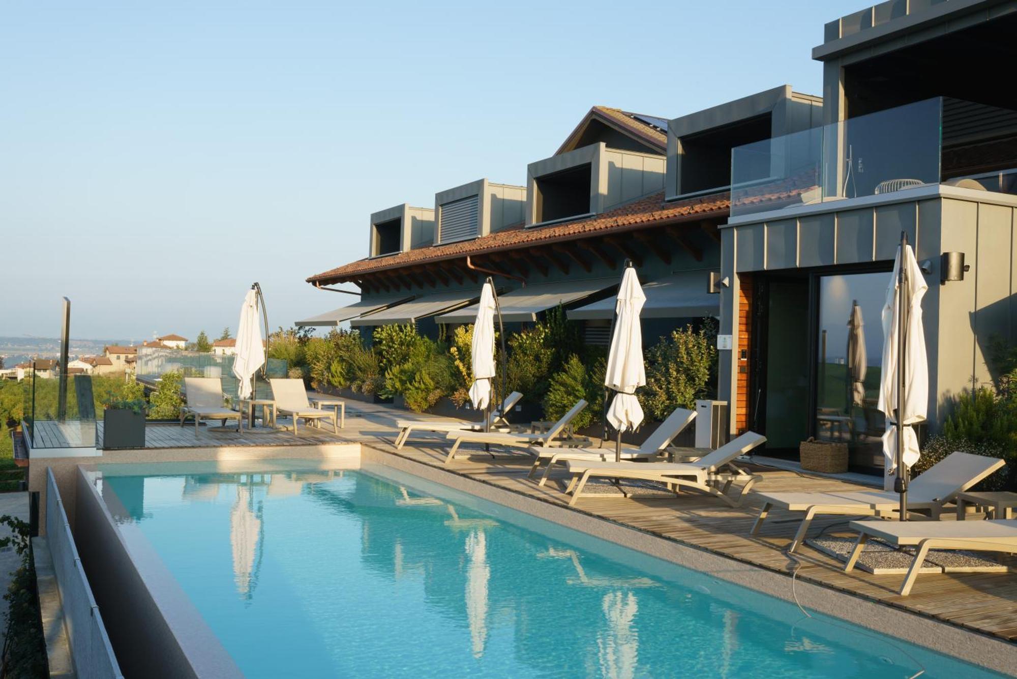 Vineho Apartment Barolo Bagian luar foto